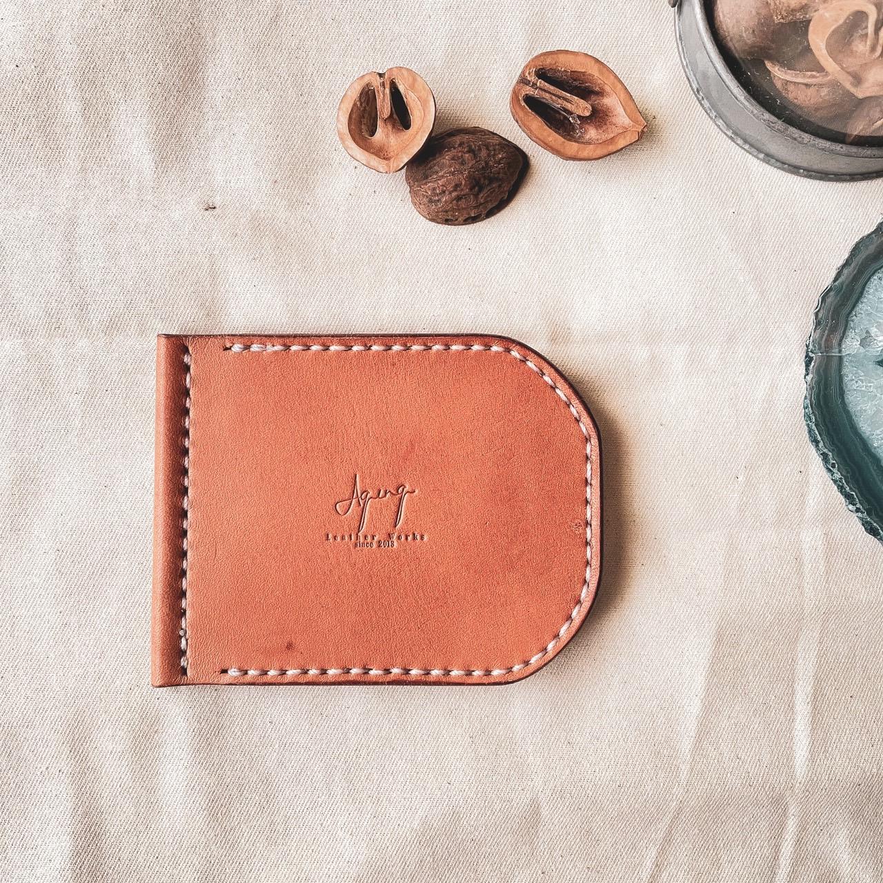 マネークリップ　camel